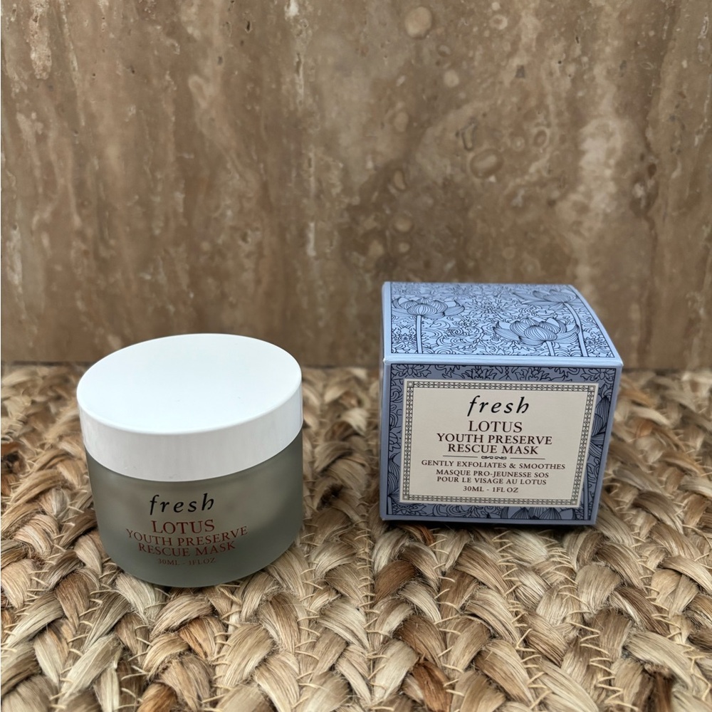 Brand new Fresh Lotus Youth Preserve Mask